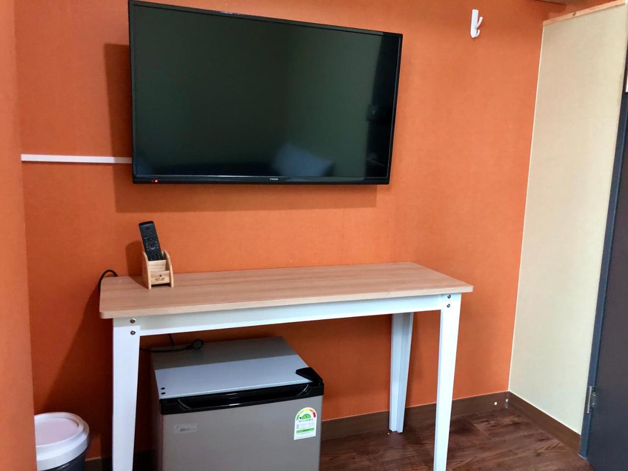 בוסאן Sky Island Guesthouse מראה חיצוני תמונה
