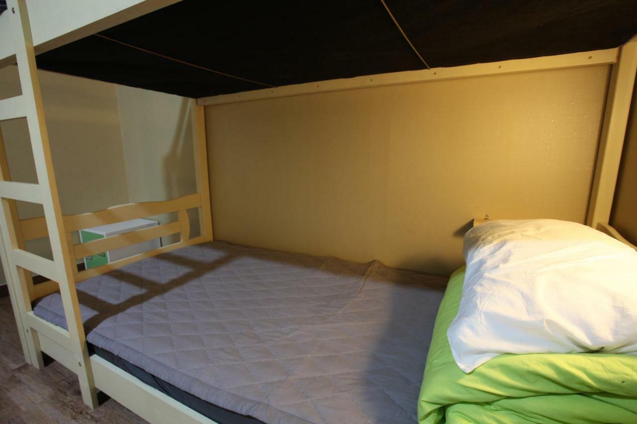 בוסאן Sky Island Guesthouse מראה חיצוני תמונה