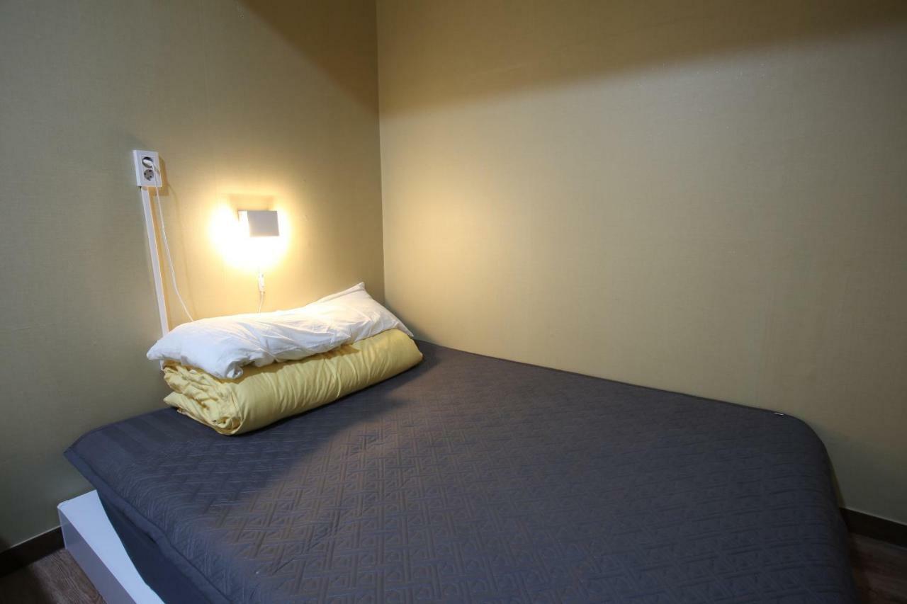 בוסאן Sky Island Guesthouse מראה חיצוני תמונה