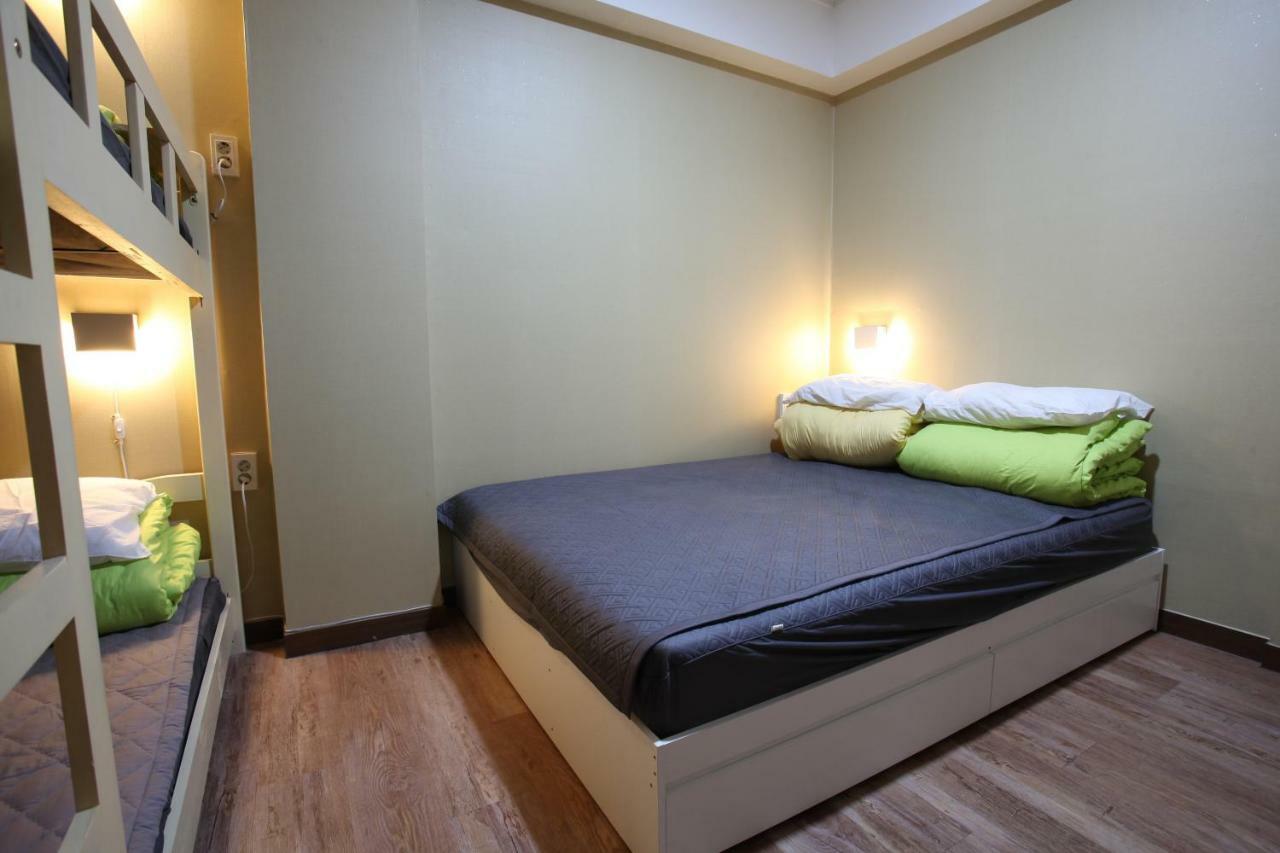 בוסאן Sky Island Guesthouse מראה חיצוני תמונה